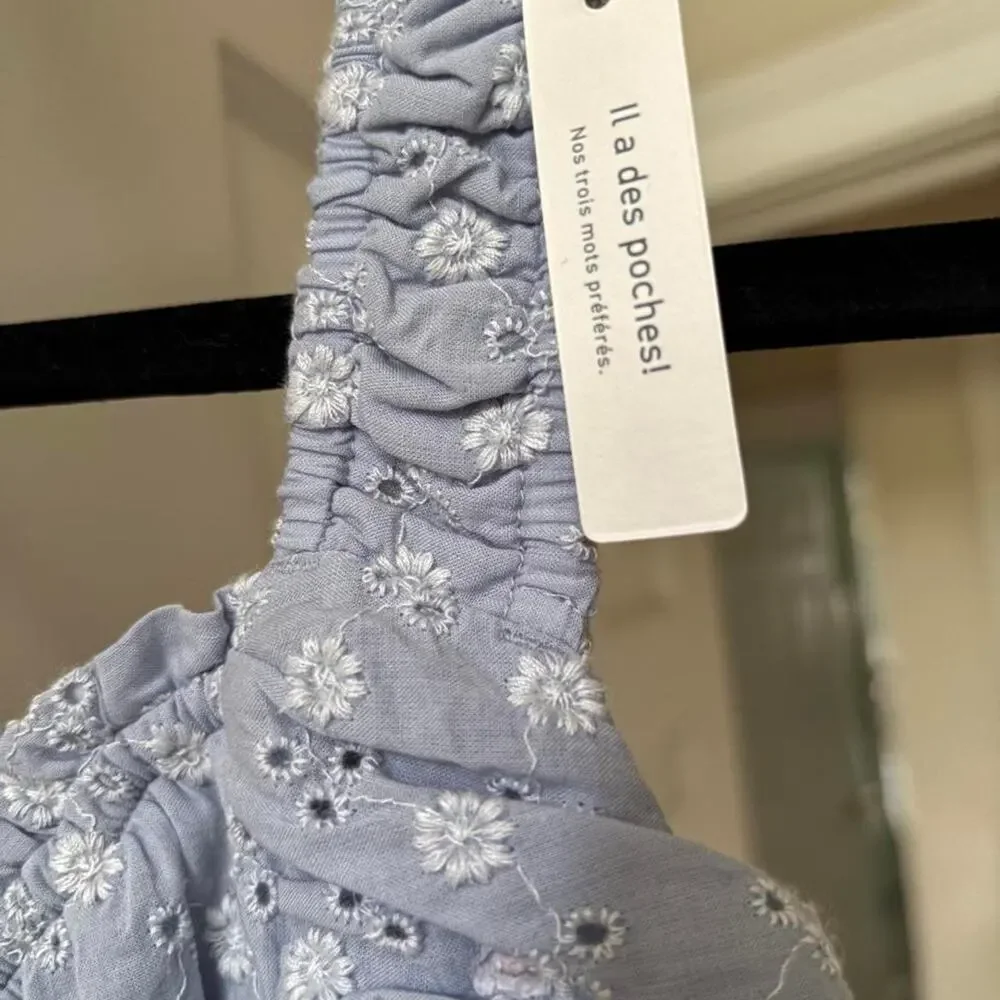 Hollister blue white
